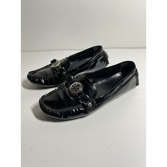 Tory Burch EUC Black Patent Leather Slip On Driving Loafer Moccasin Size 6 - Picture 1 of 6